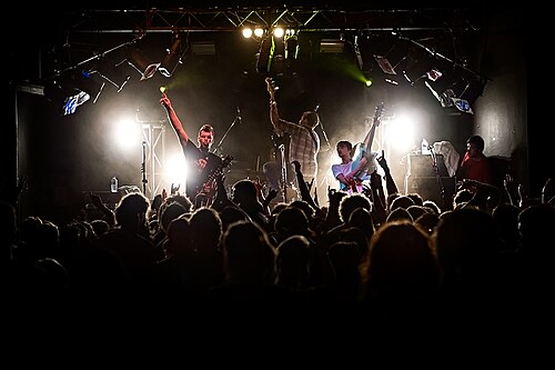 Kisschasy formed in Melbourne in 2002