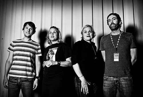 Atlanta rock band Magnapop pairs Linda Hopper’s bright melodies with Ruthie Morris’ aggressive guitar